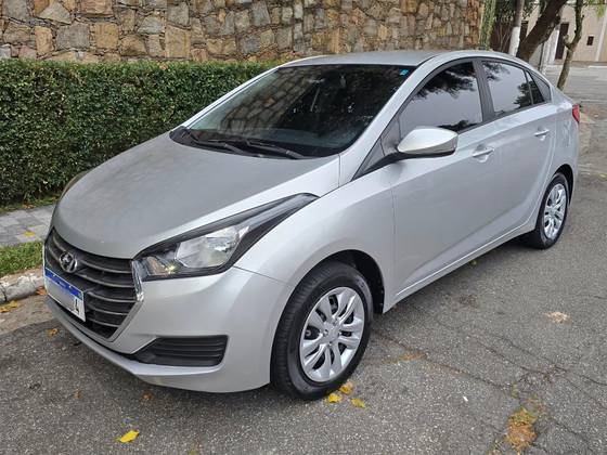 HYUNDAI HB20S 1.6 COMFORT PLUS 16V FLEX 4P MANUAL